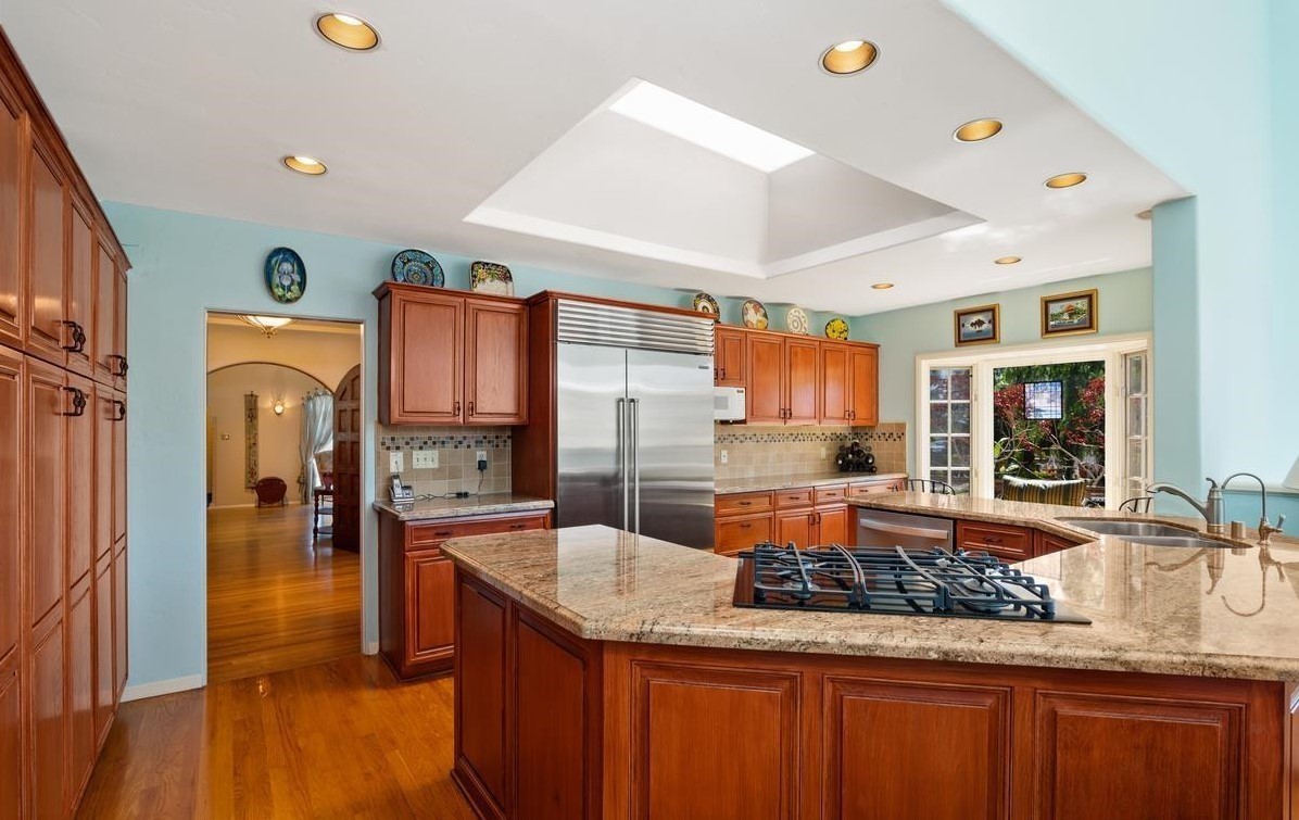Kitchen Before Remodel